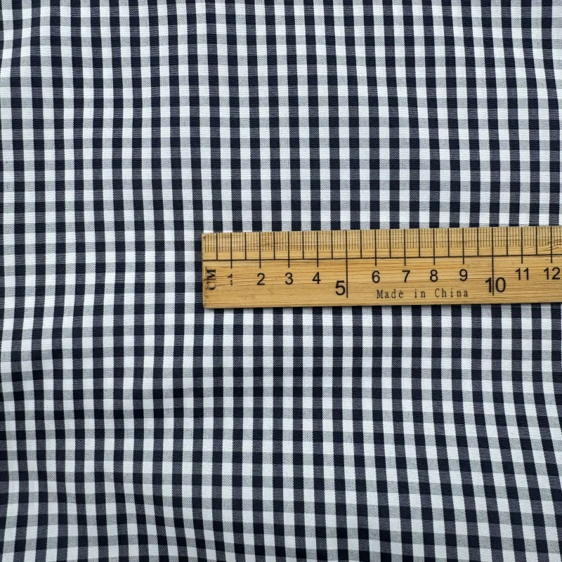 涤纶色织格 3MM朝阳格面料 衬衫服装箱包里布口袋布 梭织格子布料 图片 3