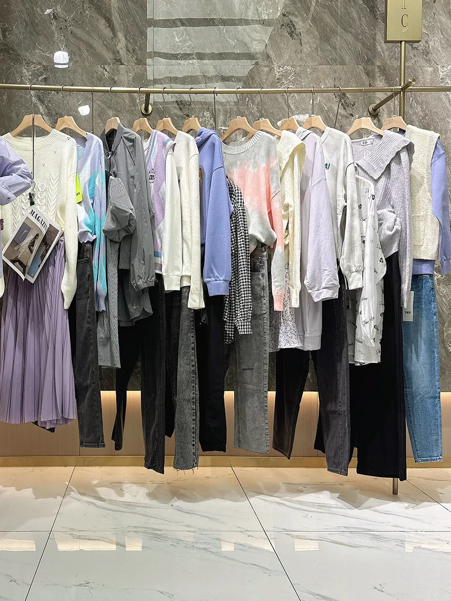 品牌尾货四季青女装档口高品质大牌撤柜尾款货服装女装尾款货工厂 图片 4